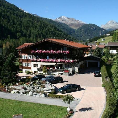 Haus Angela Hotel Sankt Jakob in Defereggen Kültér fotó