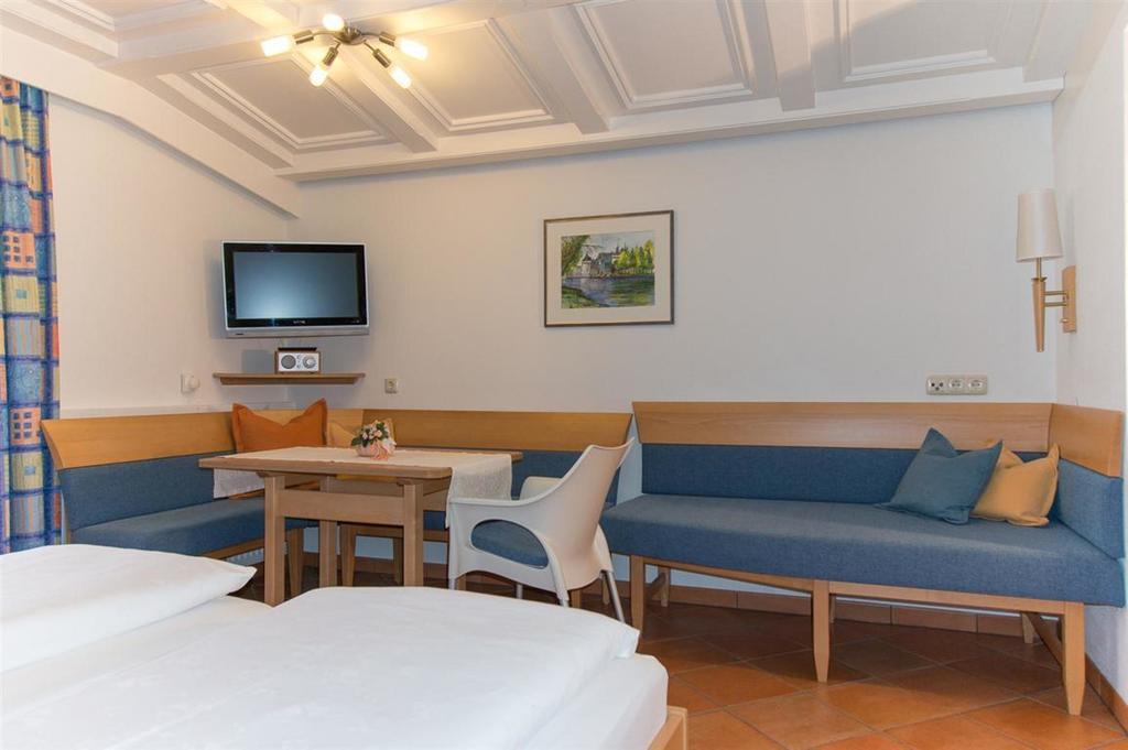 Haus Angela Hotel Sankt Jakob in Defereggen Szoba fotó