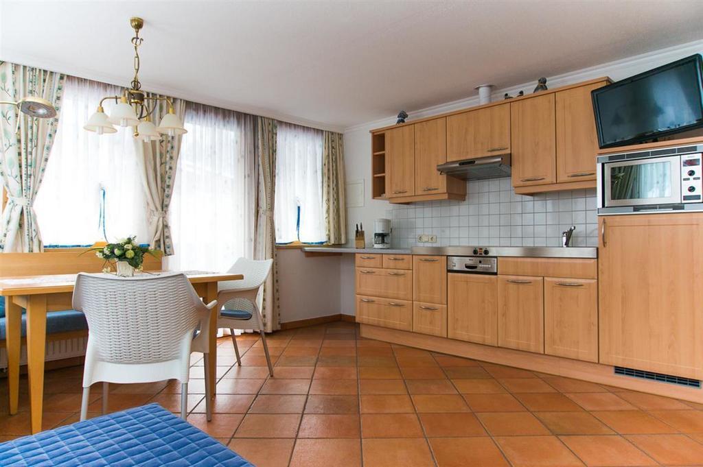 Haus Angela Hotel Sankt Jakob in Defereggen Szoba fotó